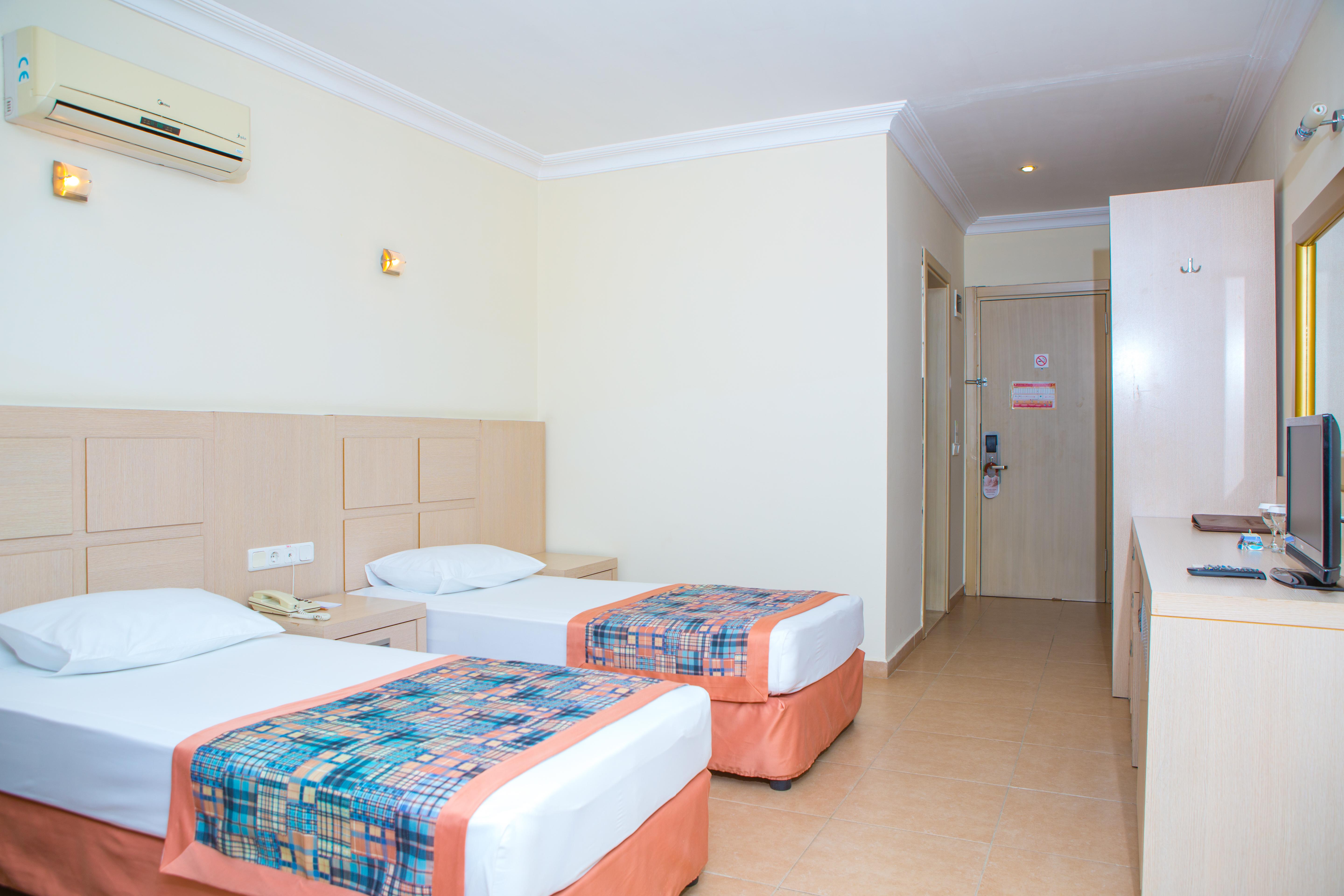 Gardenia Beach Hotel Okurcalar Bagian luar foto